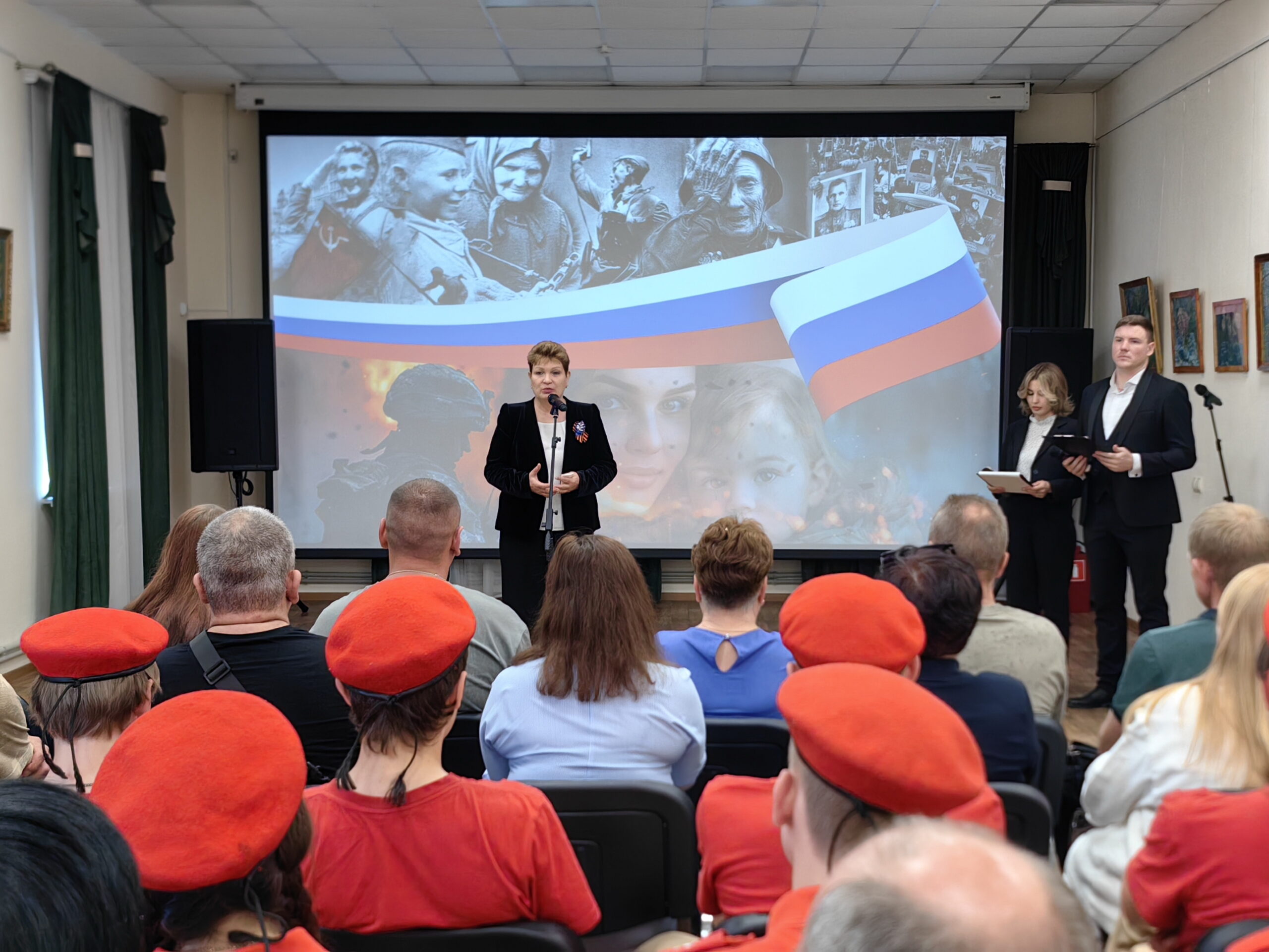 глава МСУ Е.А. Лебеднова