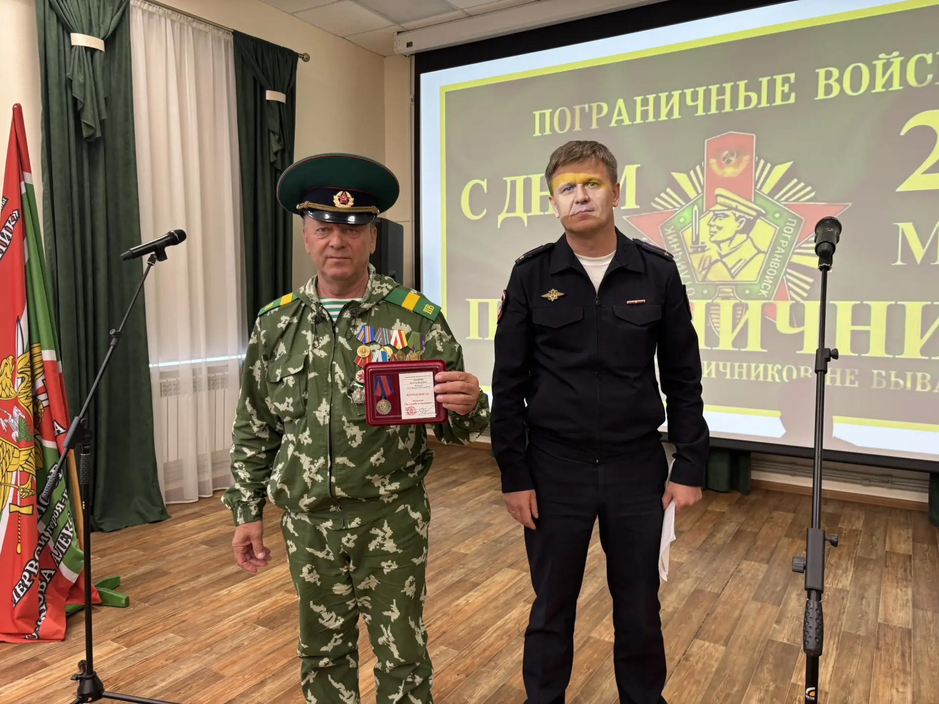 Виктор Иванович ГУСАРОВ с Виталием Геннадьевичем ИЛЬИНЫХ