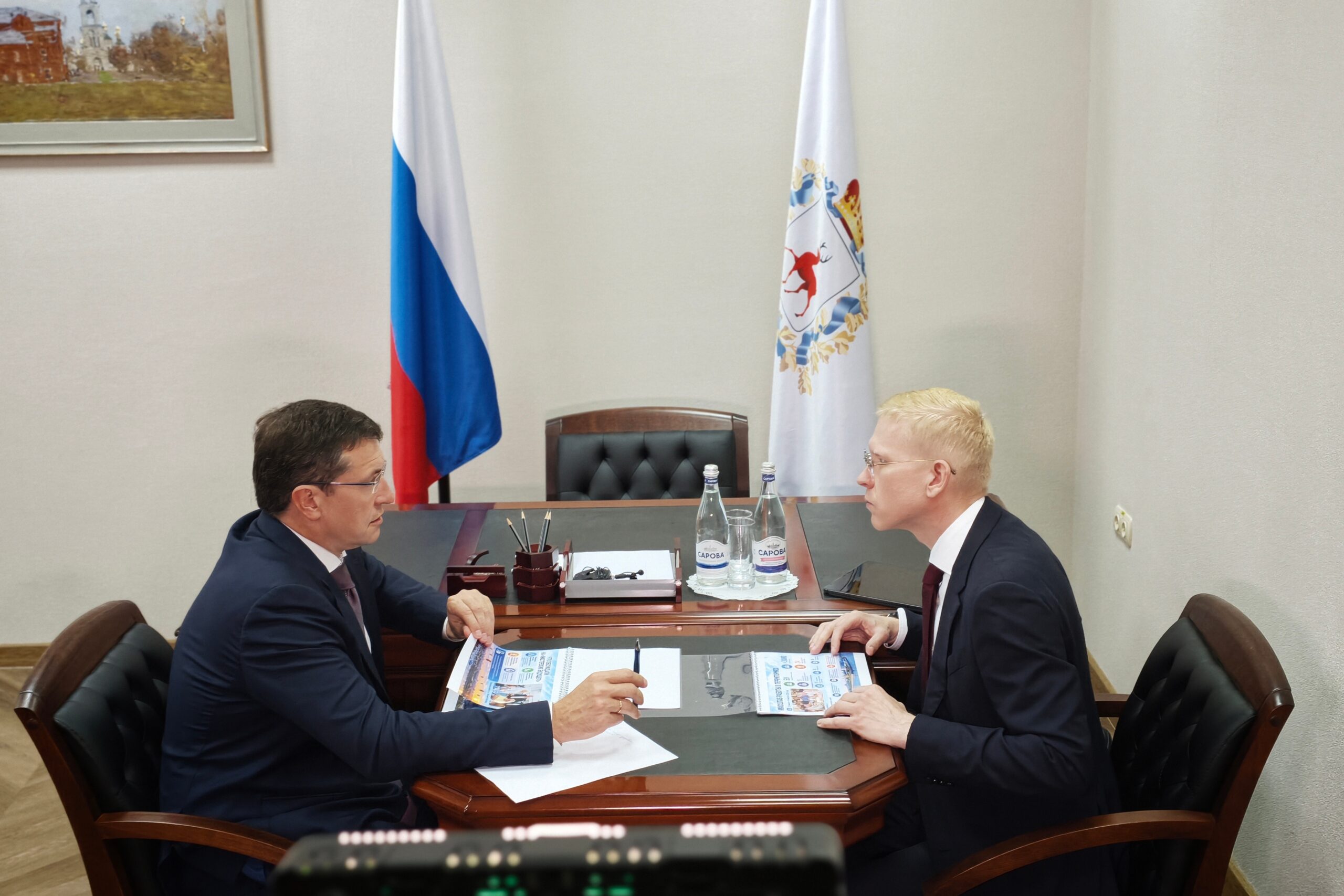 Об итогах проведения стратегических сессий главе Нижегородской области Глебу Никитину доложил региональный координатор губернаторского проекта «Вам решать!» Евгений Костин. 